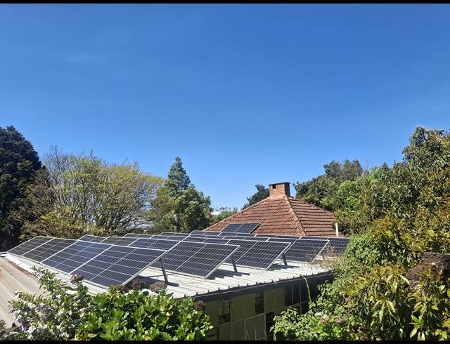 4 BEDROOM FREEHOLD FOR SALE IN HILTON CENTRAL